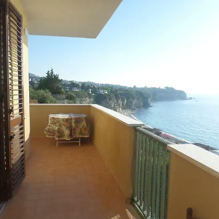 아파트 Balcone Sul Mare 트로페아